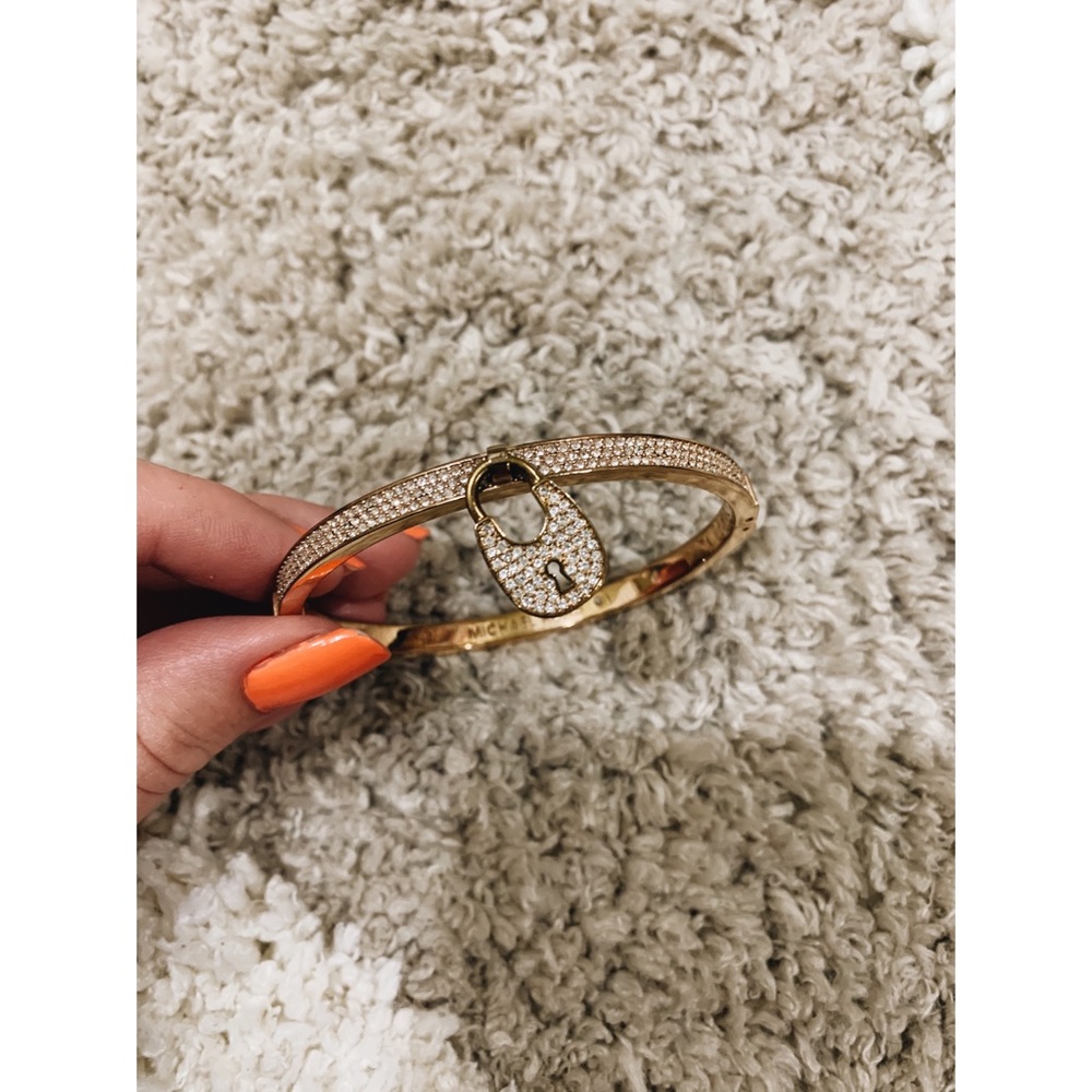 Michael kors bangle